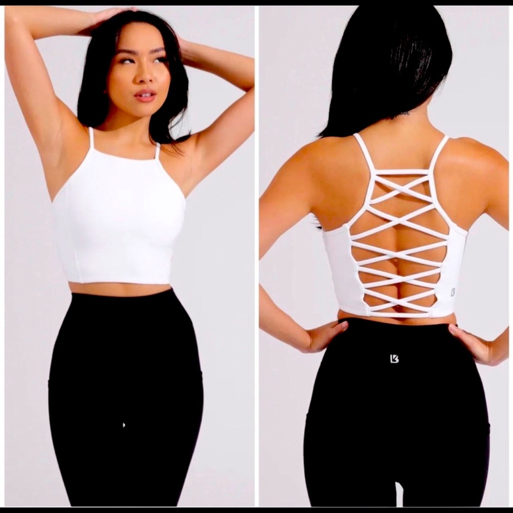 BuffBunny Ivy Crop White NWT
